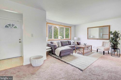 705 Delmar Ave, Glen Burnie MD 21061-3915 exterior