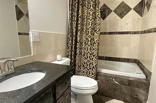 6912 Medill Ave, Chicago IL  60707-2952 exterior