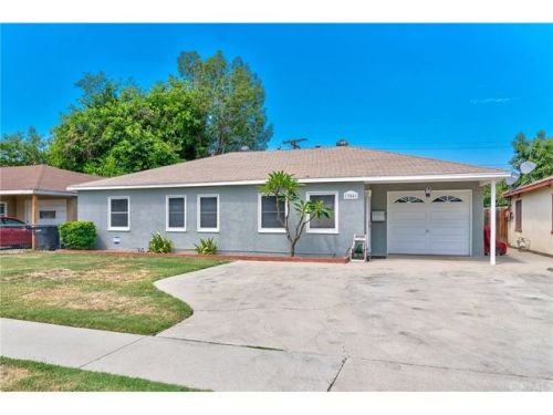 13841 Carfax Ave, Bellflower, CA 90706-2712