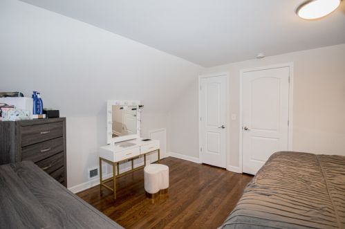 8033 State St, Chicago IL 60827-2003 exterior