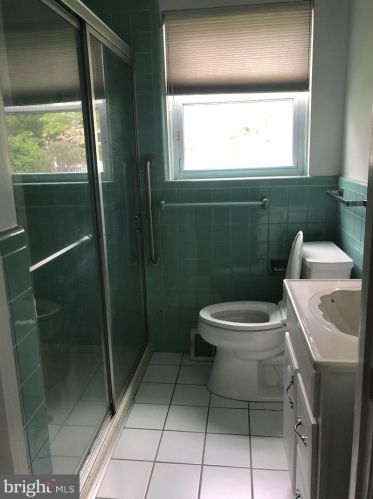 2084 Williamsburg Rd, Huntingdon Valley PA  19006-6757 exterior