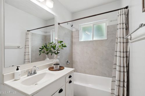 3013 21 Pl, Phoenix AZ 85016-7305 exterior