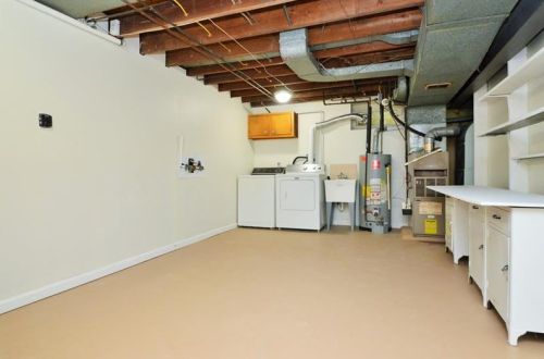 5622 Rodgers St, Pittsburgh PA 15207-2271 exterior