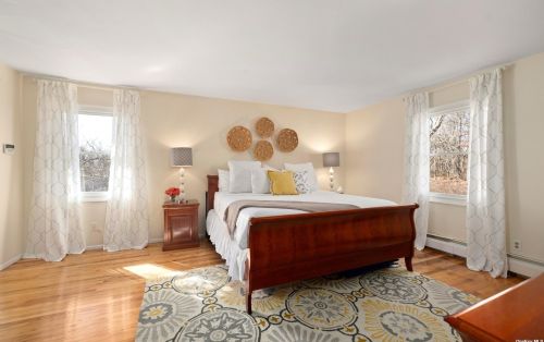 103 Buttonwood Dr, Huntington Station NY 11746-4803 exterior