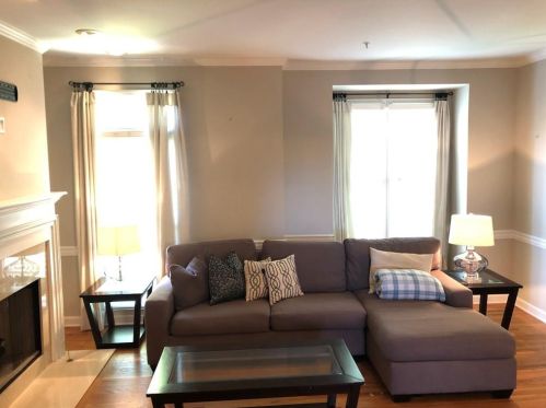 1194 Brookhaven Gln, Atlanta GA  30319-4707 exterior