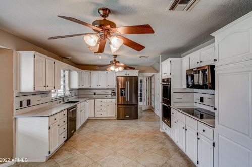 394 Redfield Rd, Chandler AZ 85225-1023 exterior