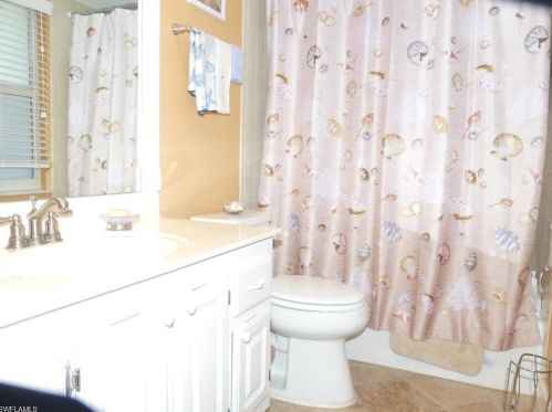 189 Peppermint Ln, Naples FL 34112-5106 exterior