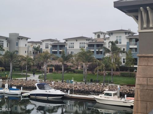 1447 Windshore Way, Oxnard CA 93035-1405 exterior