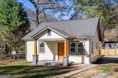 1401 Mcclelland Ave, Atlanta GA  30344-1610 exterior