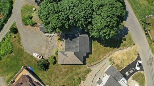 9 Eagle Hl Rd, Ipswich MA 01938-1305 exterior