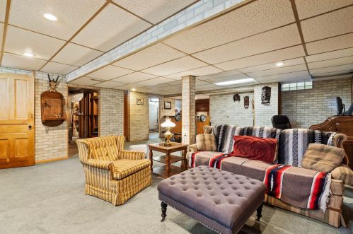 3160 70, Milwaukee WI 53219-4010 exterior