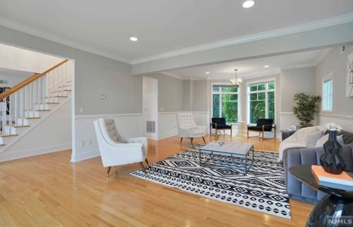 141 Hudson Cv, Edgewater NJ 07020-1480 exterior