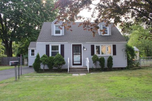 1087 Plymouth St, Windsor, CT 06095-3606