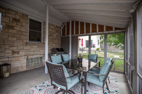 130 85, Milwaukee WI 53214-2963 exterior