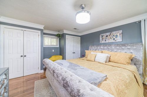 2201 Valley Creek Cir, Lithonia GA  30078-2532 exterior