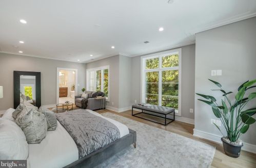 3036 Arizona Ave, Washington DC  20016-3419 exterior