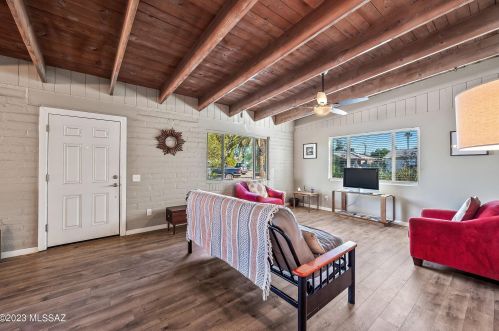 2421 Eastland St, Tucson AZ 85716-5723 exterior