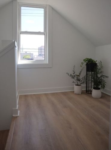 2621 Troy St, Chicago IL 60655-2320 exterior