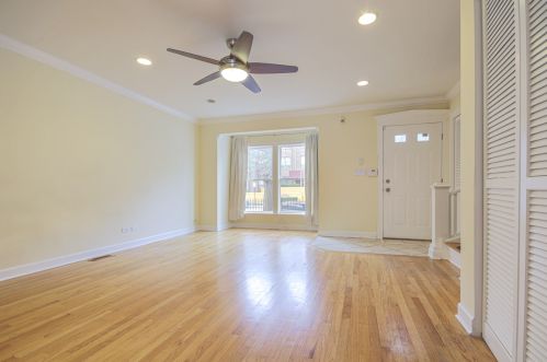 3413 Indiana Ave, Chicago IL  60616-3840 exterior