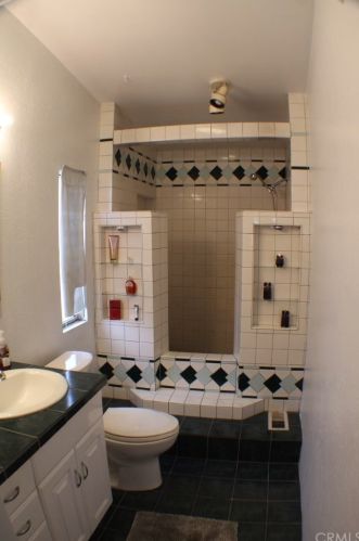 350 San Jacinto Ave, Perris CA 92571-2809 exterior