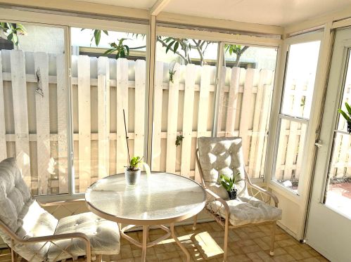 5537 Mirror Lakes Blvd, Boynton Beach, FL 33472-1215