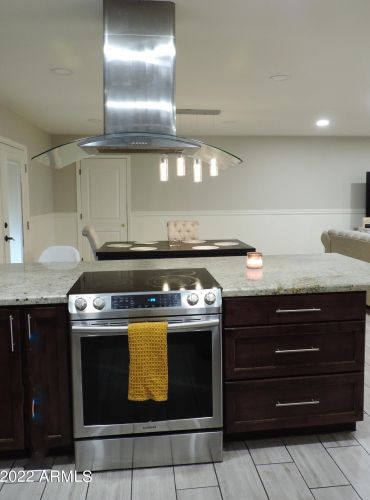 4001 61 St, Phoenix AZ 85033-1712 exterior