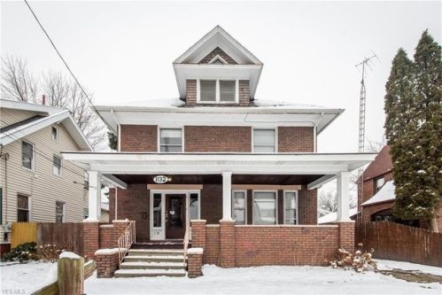 1132 13th St, Canton, OH 44703-1409