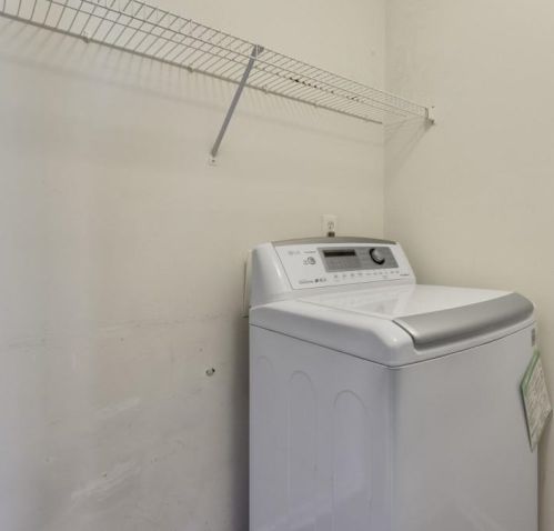 2725 Hillvale Cv Dr, Lithonia GA 30058-1856 exterior