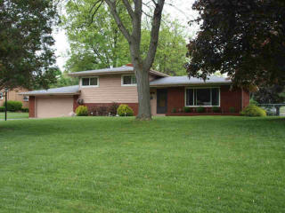 1168 Ashland Dr, Temperance, MI 48182-9548