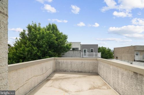 1910 Federal St, Philadelphia PA 19146-2917 exterior