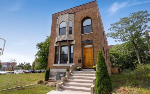 6152 Ellis Ave, Chicago, IL 60637-2614