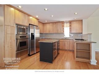 850 Fullerton Ave, Chicago IL  60614-2413 exterior