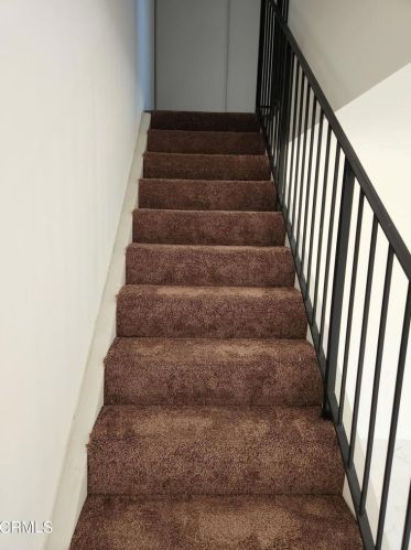 3044 Concord Dr, Oxnard CA 93033-5501 exterior