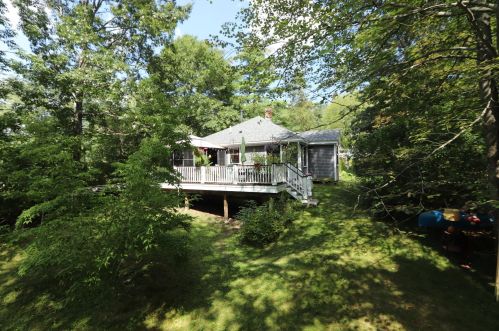 1130 Franklin Pierce Hwy, Barrington NH 03825-7329 exterior