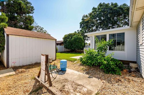 2032 Bch St, Concord CA 94519-2506 exterior