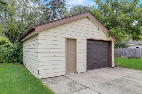 300 80, Milwaukee WI 53214-4548 exterior