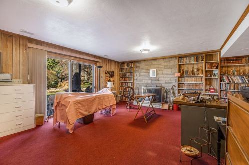 38 Churchill Rd, Pittsburgh PA 15235-5103 exterior