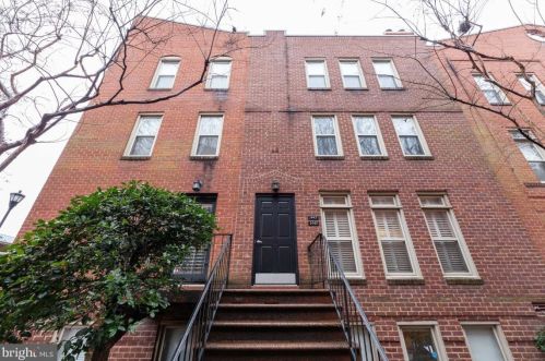 1443 A St, Washington DC  20003-1524 exterior