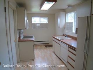 6536 21st Ave, Seattle WA  98117-5708 exterior