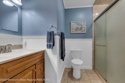 205 Hayes Ct, Lavallette NJ 08735-3110 exterior