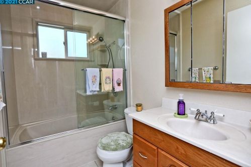 1619 St, Concord CA 94521-1001 exterior