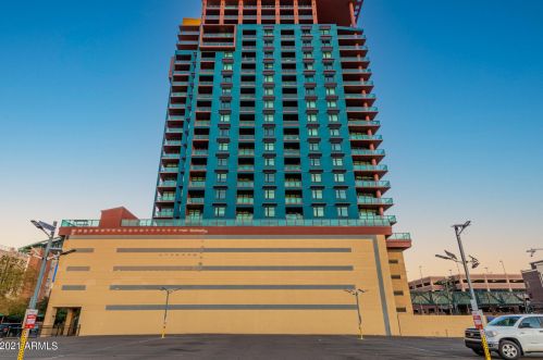 310 4th St, Phoenix AZ  85004-0610 exterior