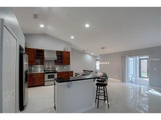 7142 Hiawassee Overlook Dr, Orlando FL  32835-1700 exterior