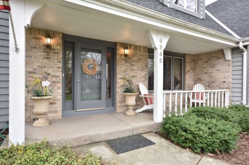 6945 Tesch Ave, Milwaukee WI 53220-2417 exterior