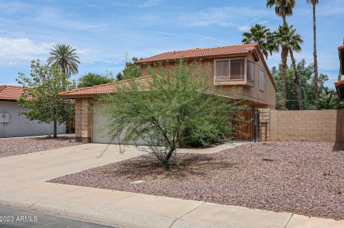 2726 Brooks St, Chandler AZ  85224-7805 exterior