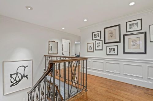 2817 Dover Rd, Atlanta GA 30327-1209 exterior