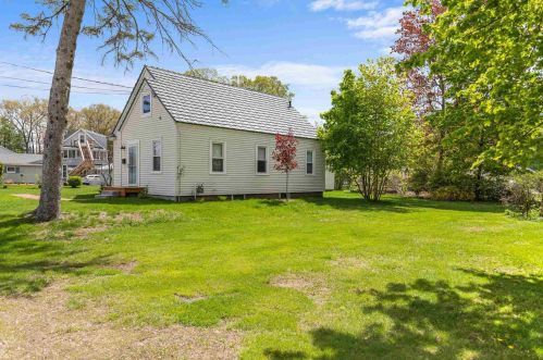 3 Broad Ave, Concord NH  03301-2734 exterior