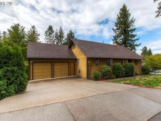 11625 47th Ave, Portland, OR 97219-7378