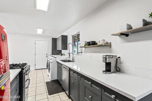 4327 Timrod St, Tucson AZ 85711-4252 exterior