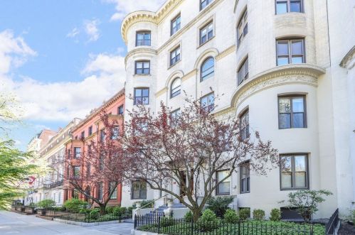 382 Commonwealth Ave, Boston MA exterior